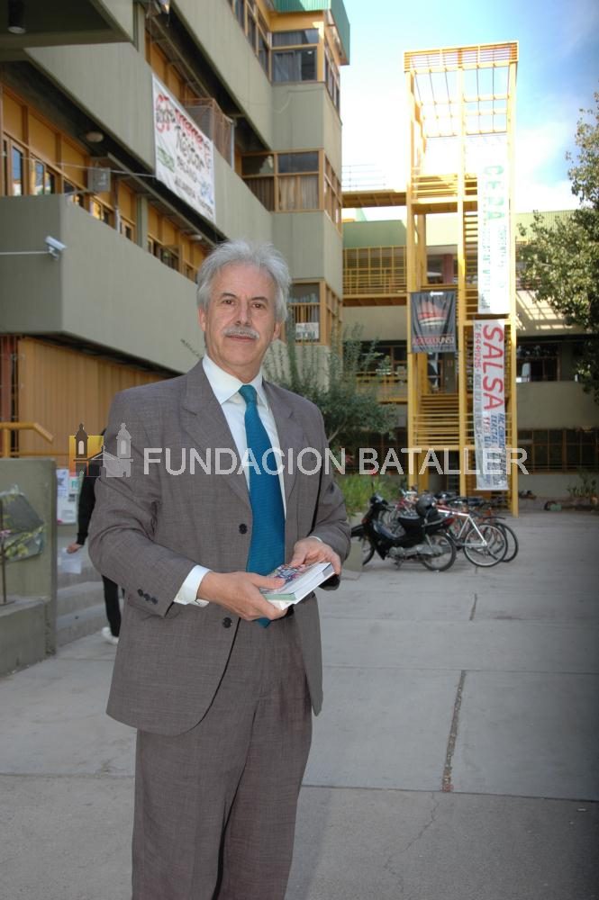 Américo Sirvente, director del Centro Tecnológico Educativo de la UNSJ.
