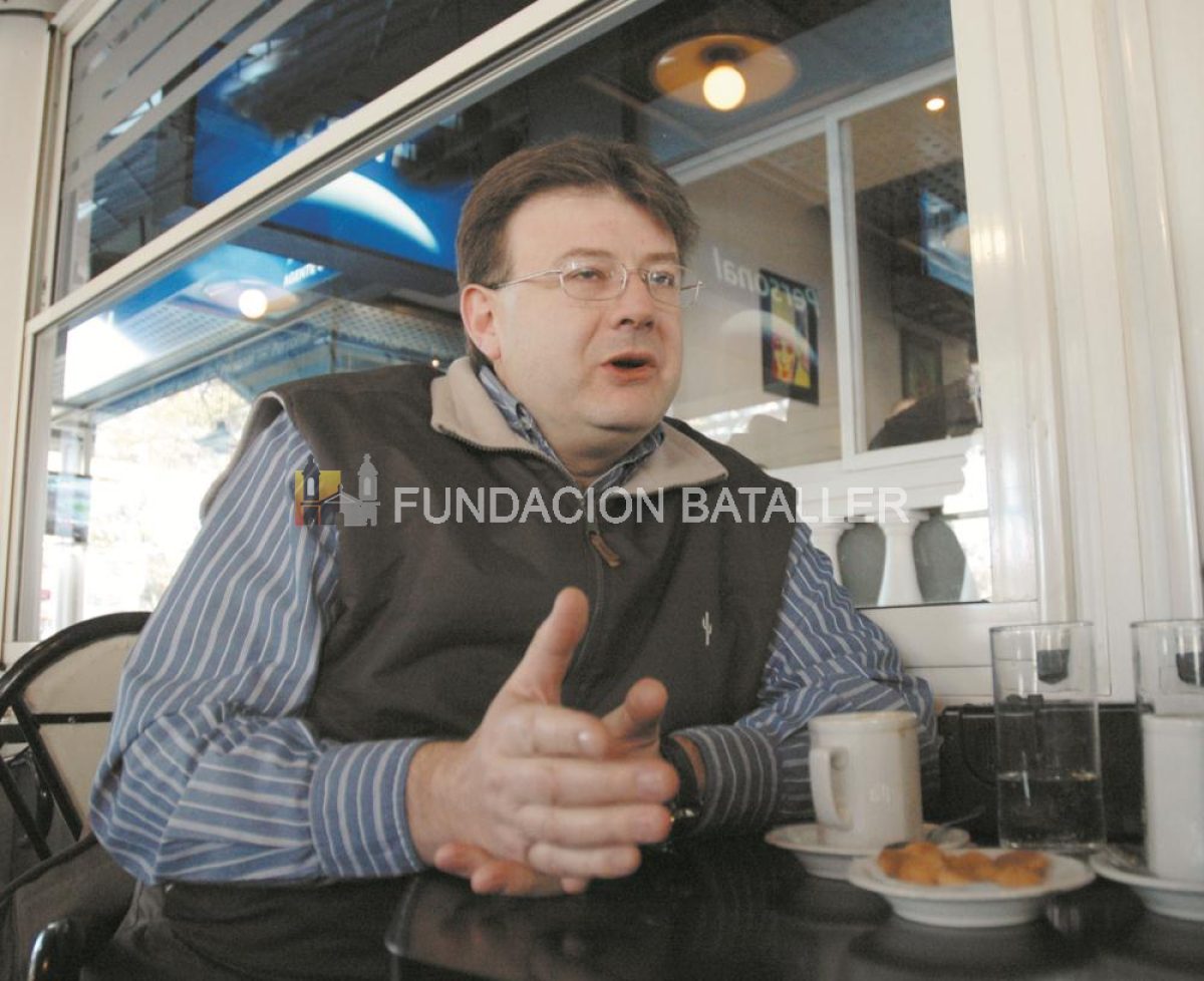 Eduardo Savastano: "Las estructuras políticas no forman para la gestión"