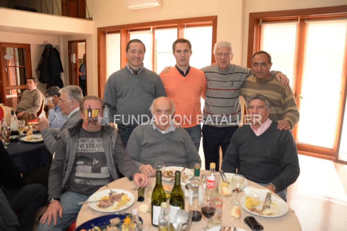 Puchero a la española en el Club Social