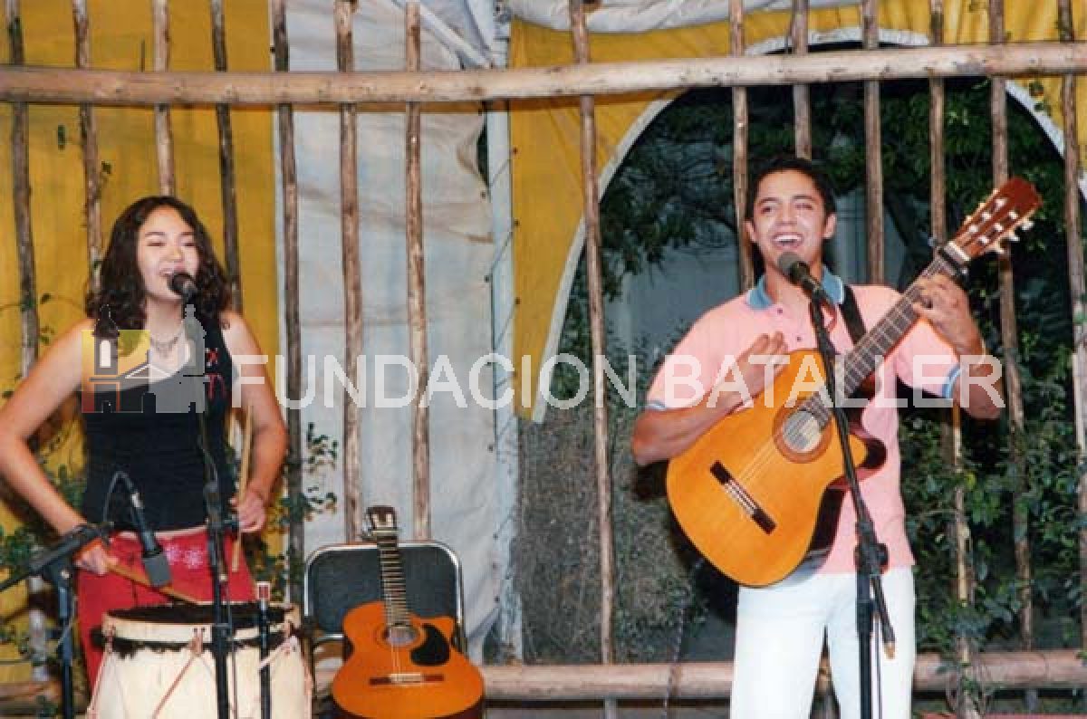 Javier Acuña. Desde Albardón, un artista para el folclore nacional  