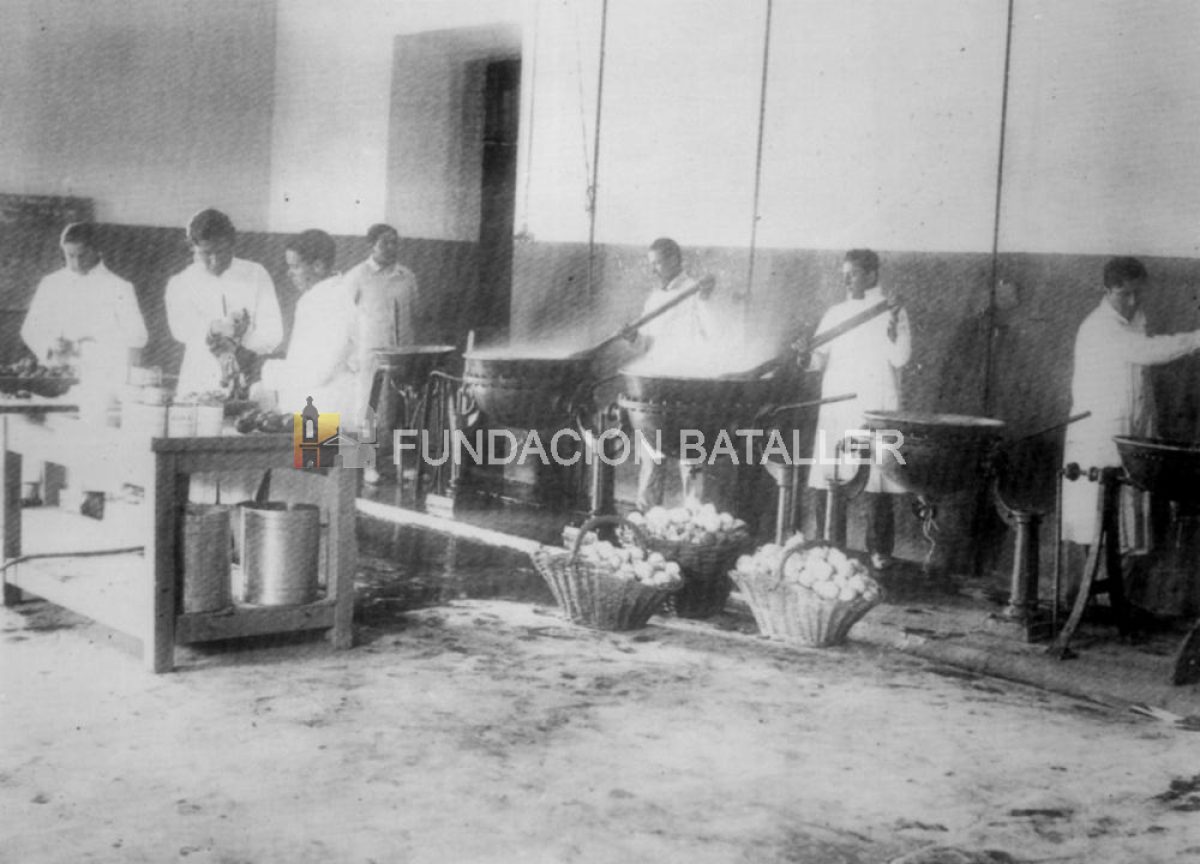7 de Septiembre. En 1862 el gobernador Domingo F. Sarmiento inaugura la Quinta Normal.