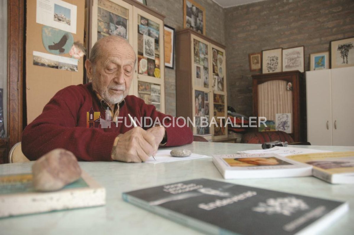 Jorge Leónidas Escudero: "Un taller no enseña cómo escribir"