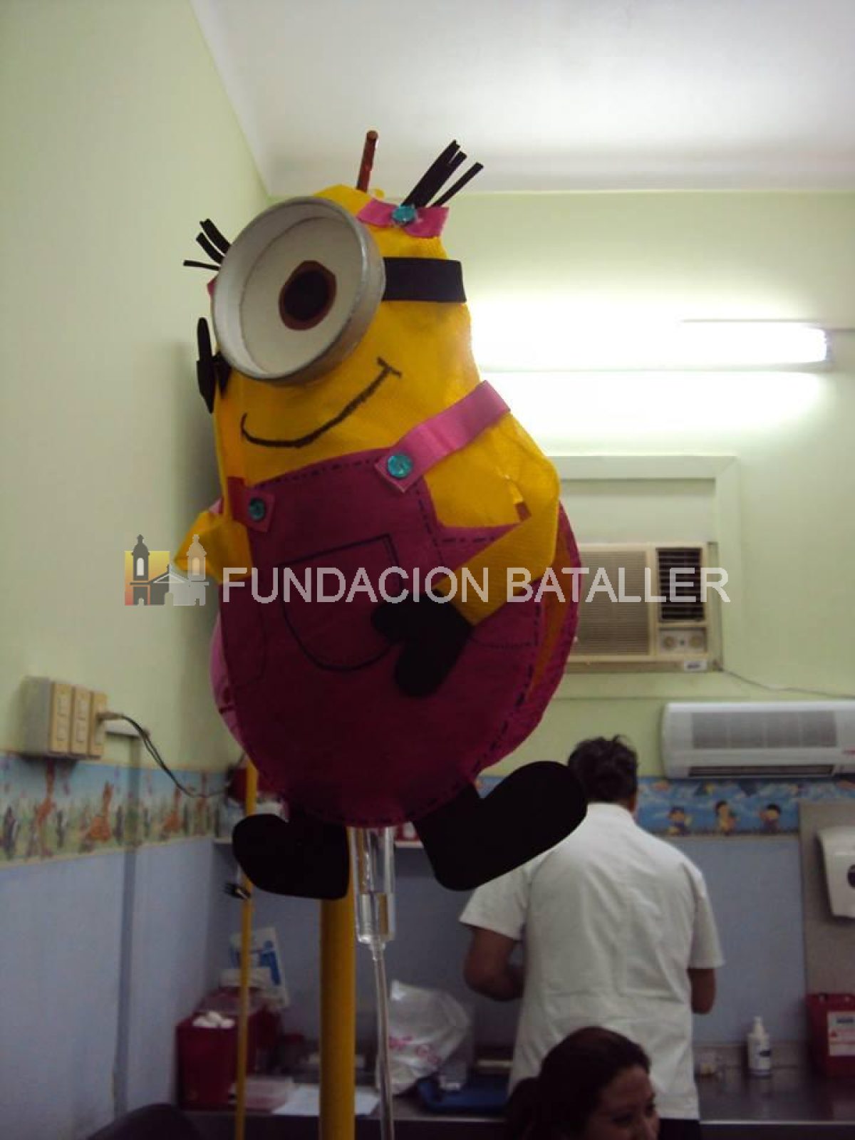 Los Quimions invadieron la sala de quimioterapia del Rawson 