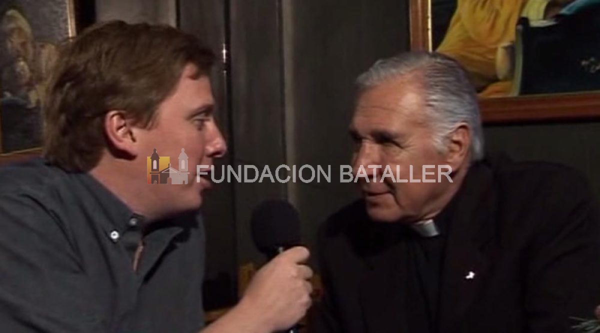El cura carismático Darío Betancur fue entrevistado en La Ventana