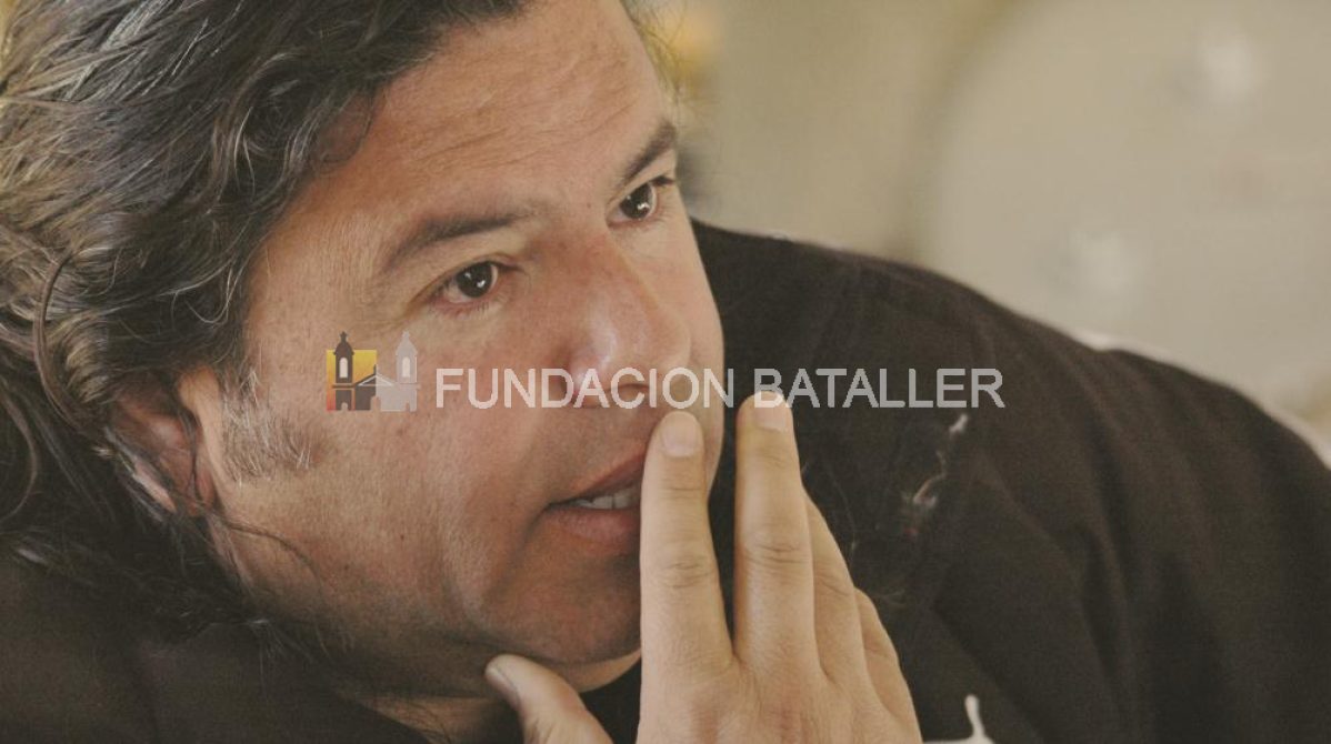 Mario Pérez: "El arte me salvó, si no estaría con un chaleco de fuerza"