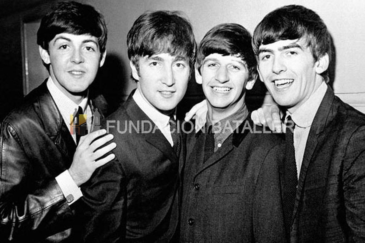 6 de febrero Beatles graba tributo a Lennon