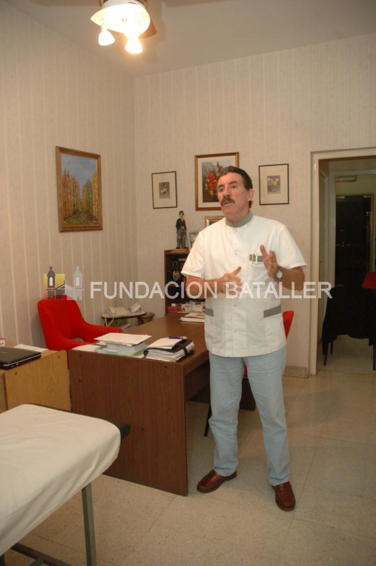 José “Nino” Claros (médico geriatra): “No es justo terminar la vida en un geriátrico”