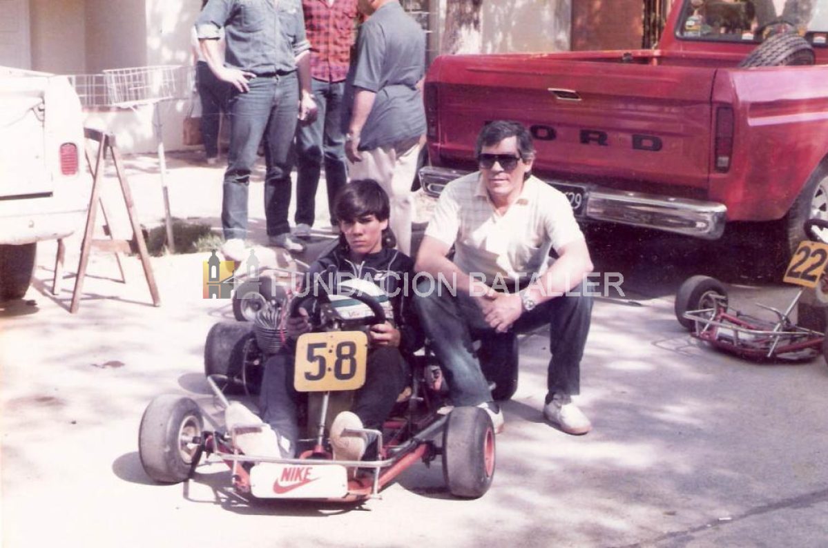 1986 – Fabián Flaqué compite en karting.