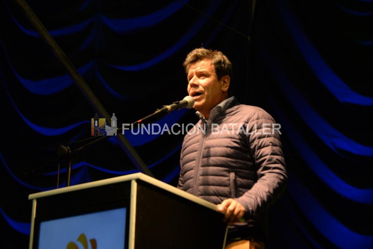Miles de sanjuaninos en la charla de Manes 