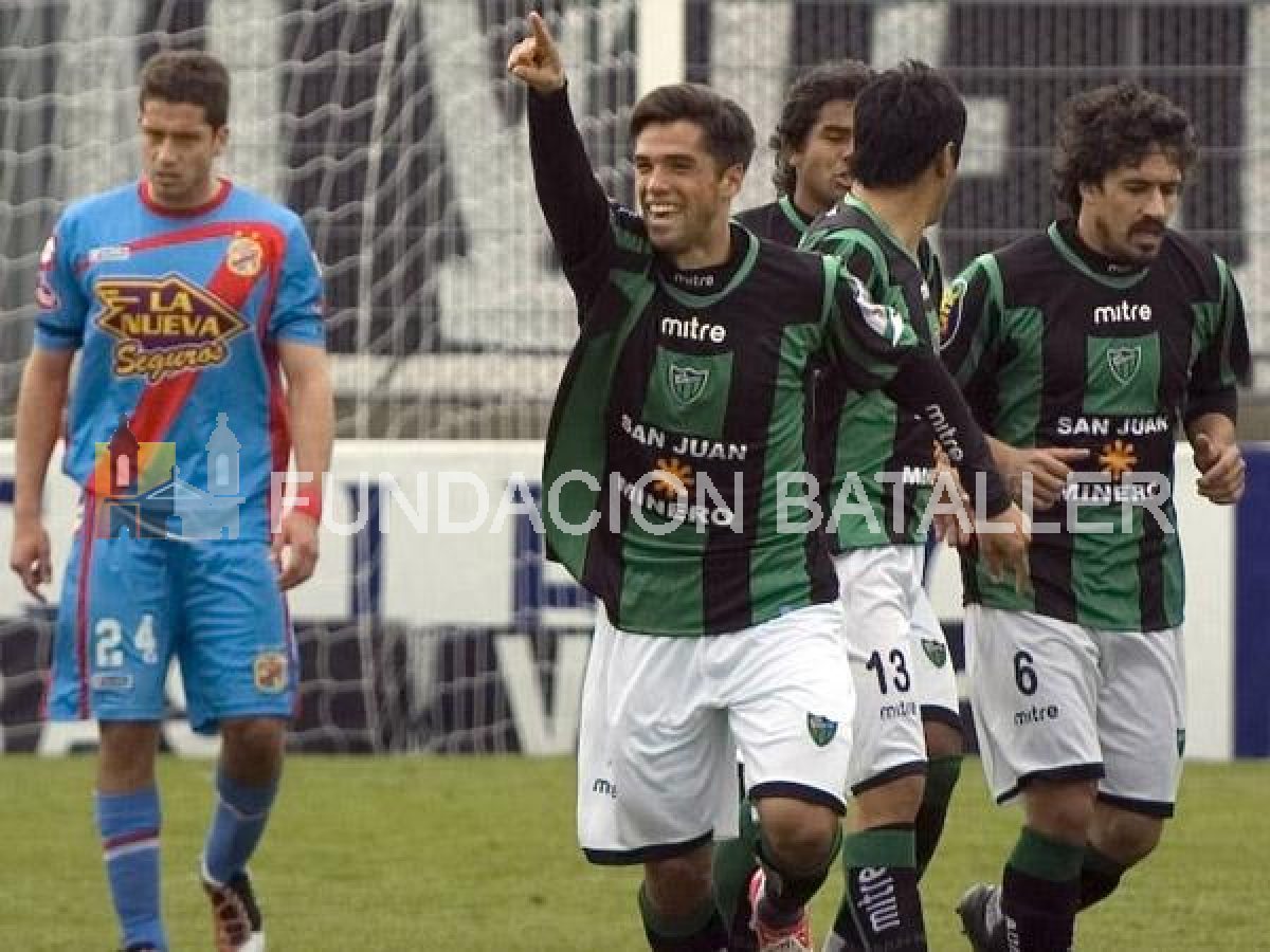 El  Verdinegro se sacó la mufa con una goleada