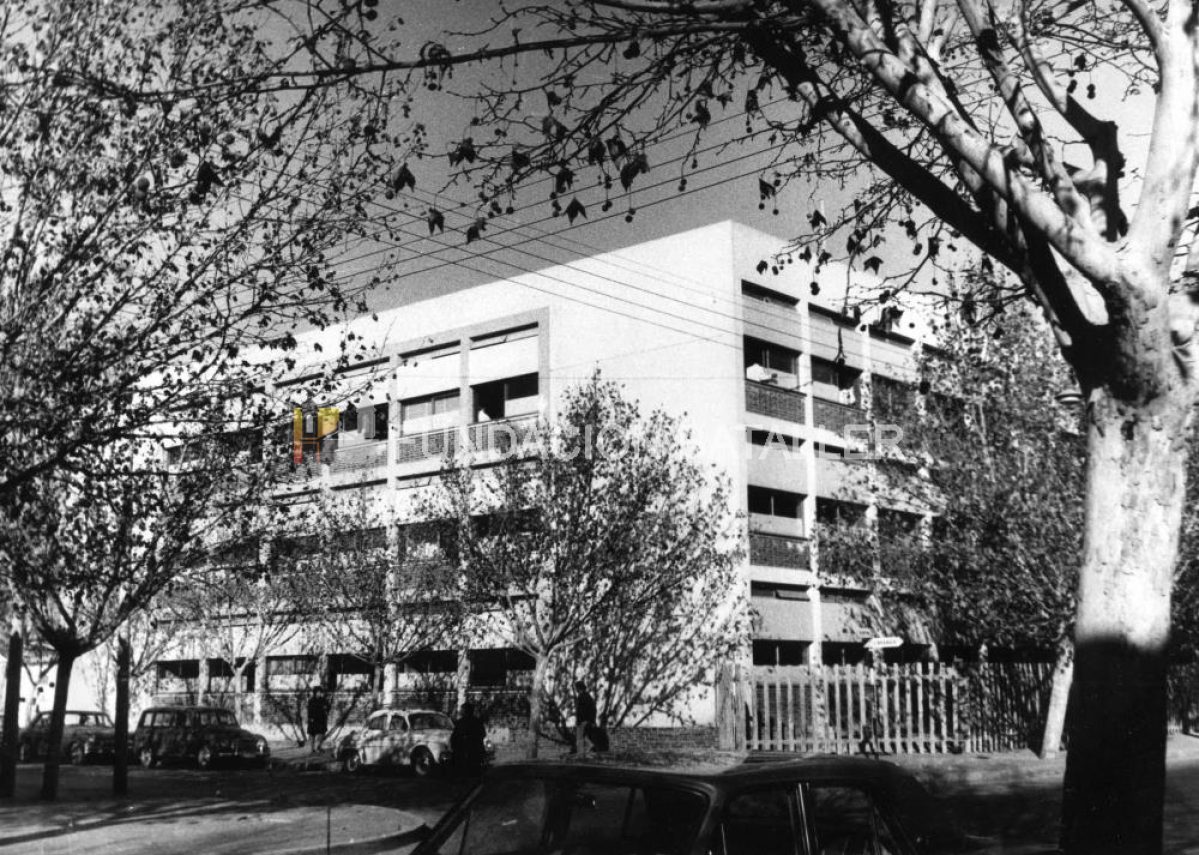 Escuela de  Comercio Libertador General San Martín