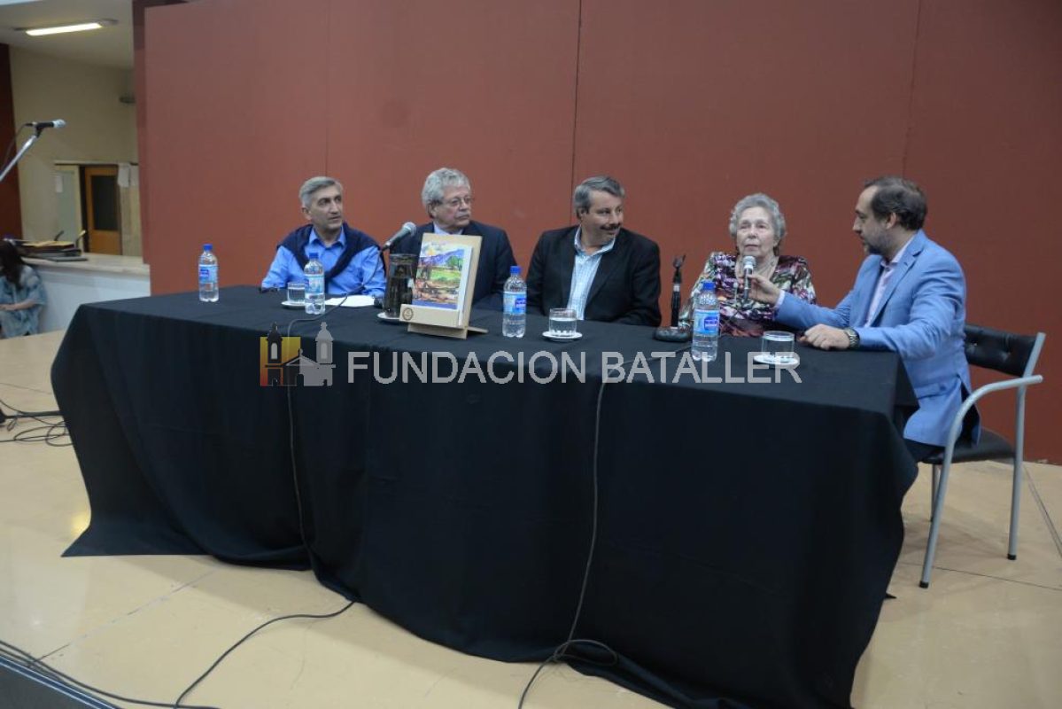 Emotivo homenaje a Antonio de la Torre 