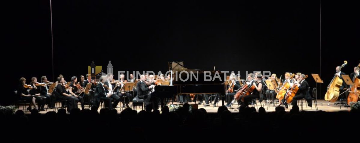 El Teatro del Bicentenario inauguró la temporada 