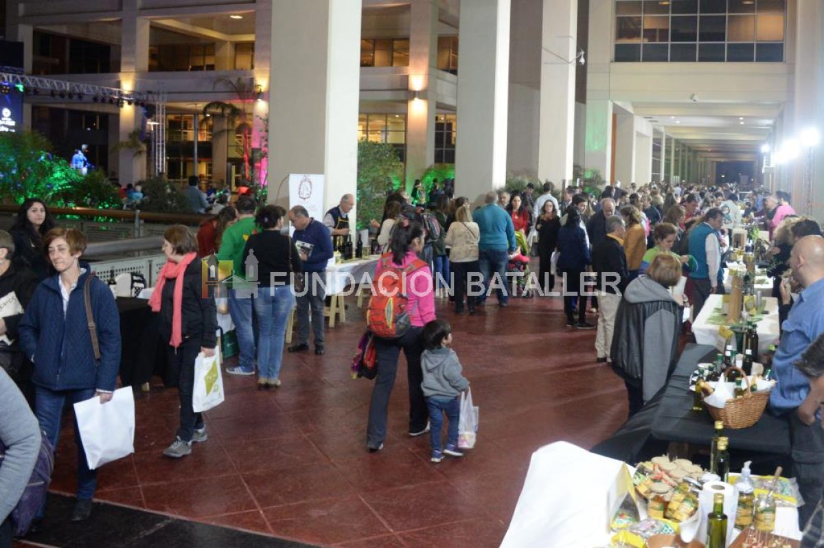 Cientos de sanjuaninos en el cierre de Argoliva 