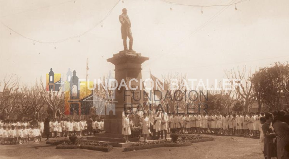 31 de mayo. El día en que el Congreso contribuyó para inaugurar la estatua de Laprida