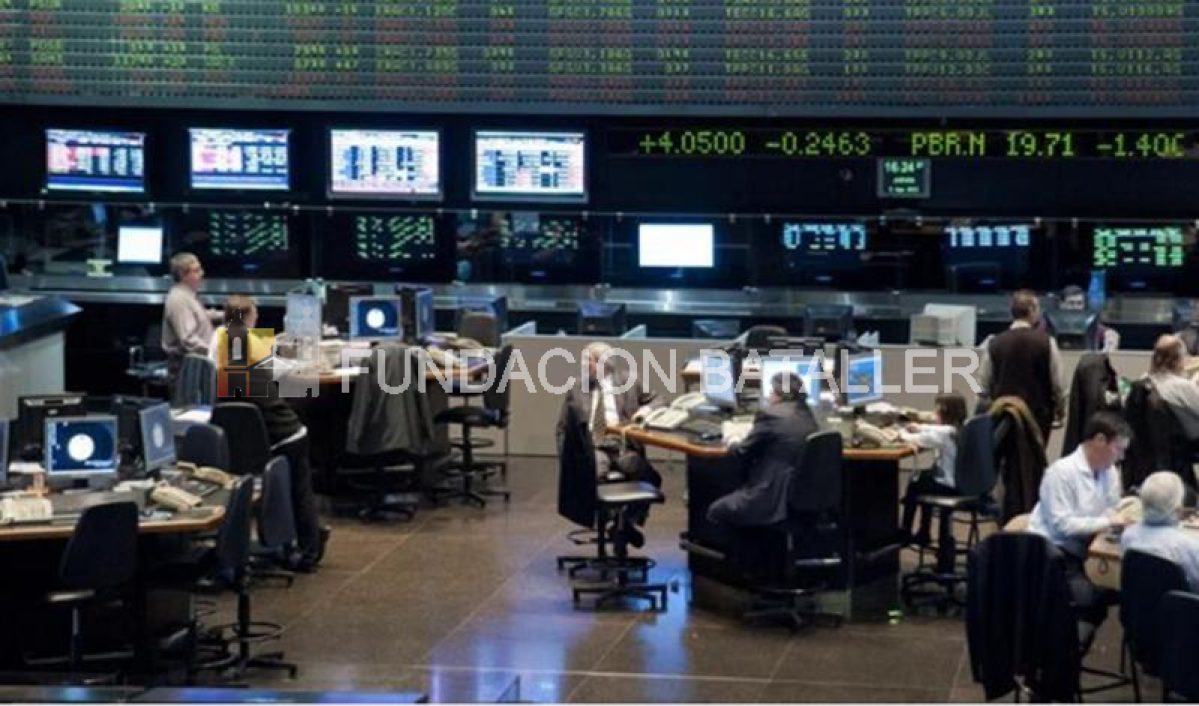 El Merval en picada y el riesgo país toca nuevo máximo desde 2015