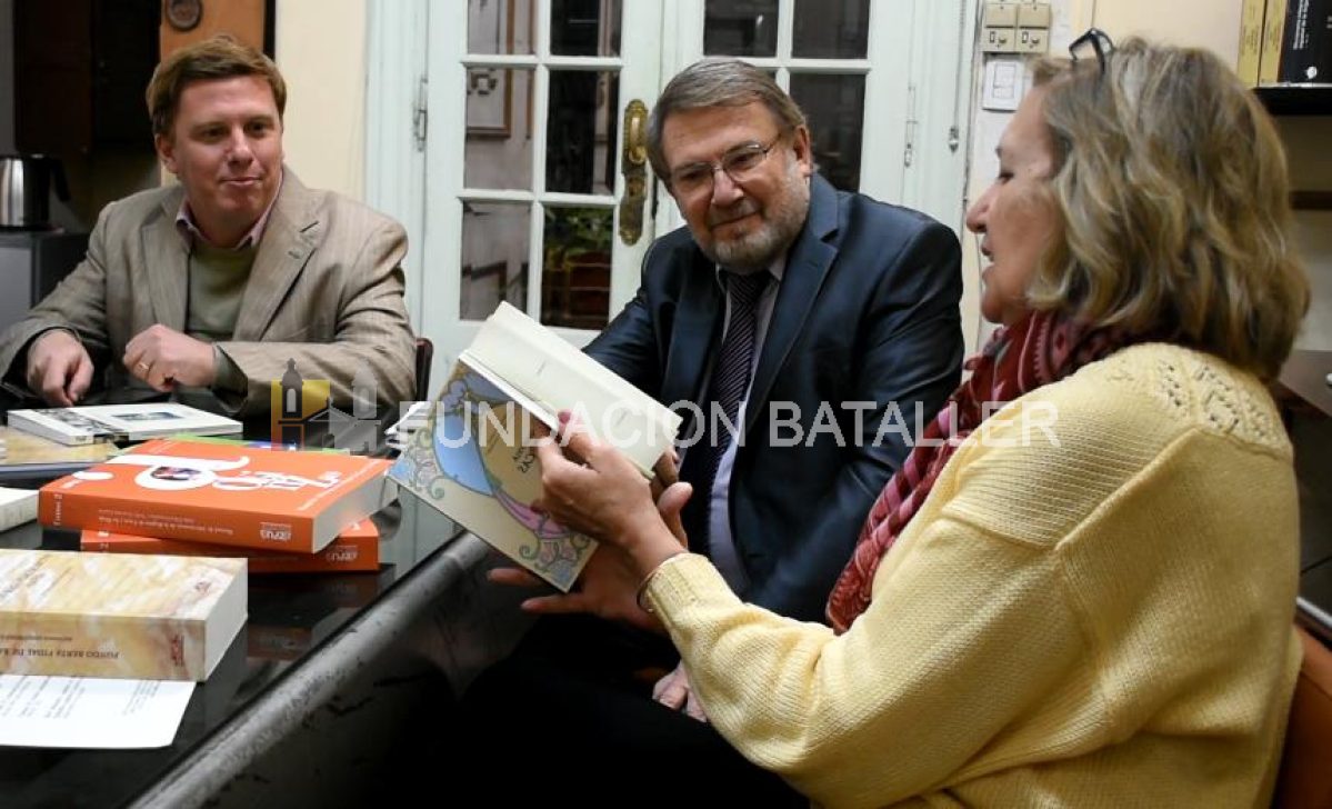 Fundación Bataller recibió la donación de las obras del INILFI. 