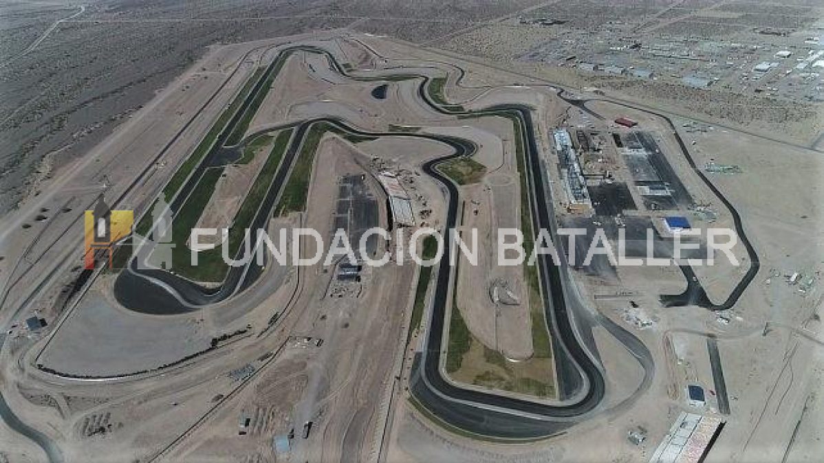 Autódromo El Villicum, único desde adentro y desde afuera