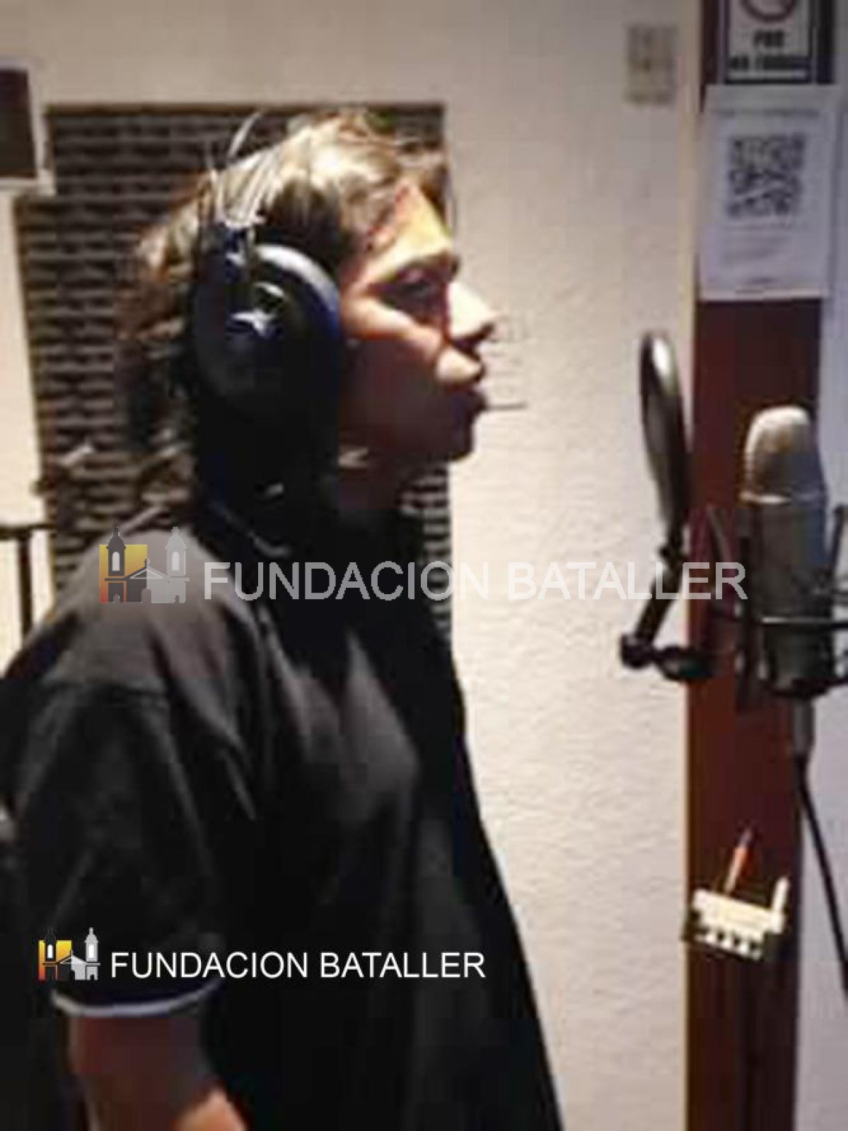 Cristian “Grillo” Malbrán. Una voz distinta que le da color a la ciudad