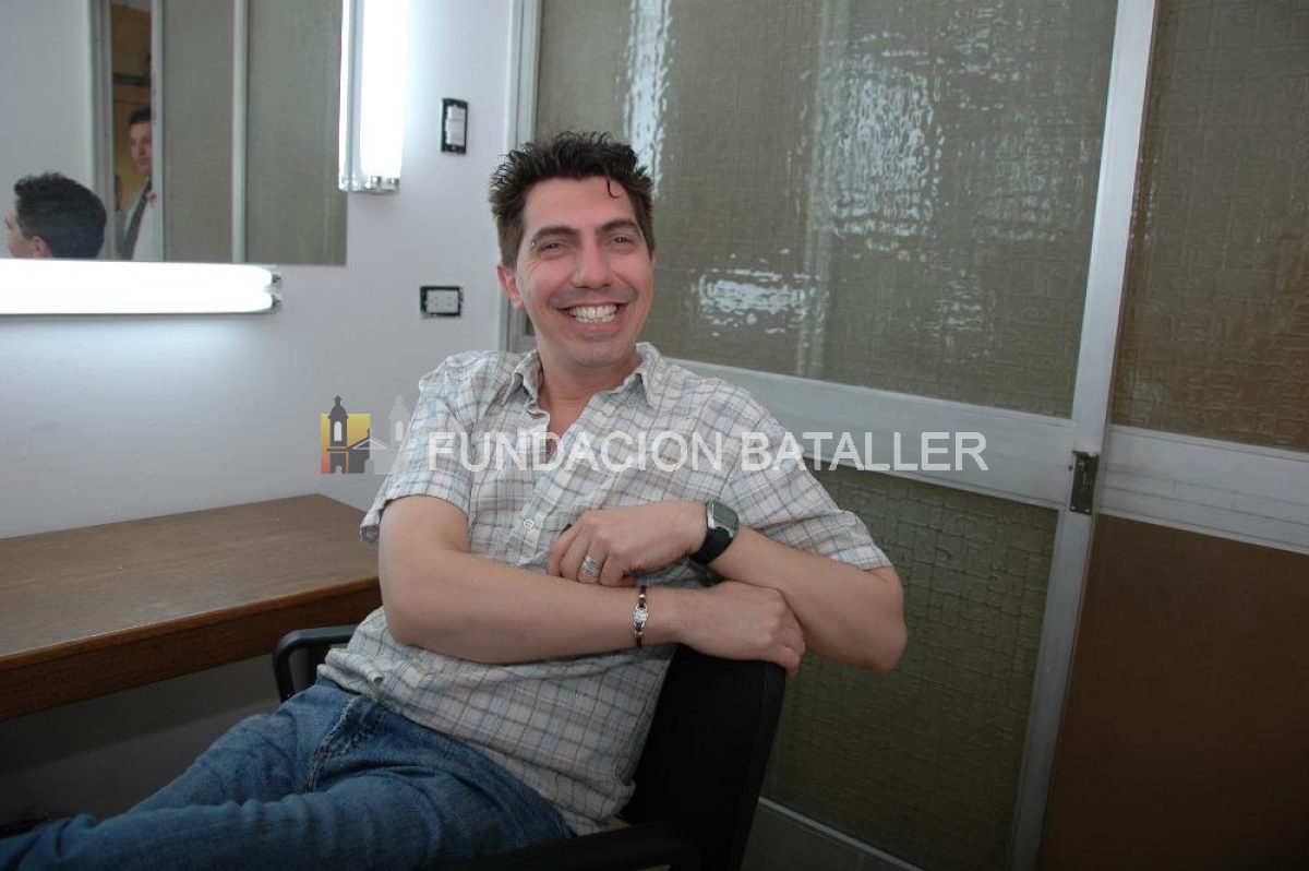 Alejandro Damián Olivier: “El mayor prejuicio es pensar que quien es gay quiere ser mujer”

