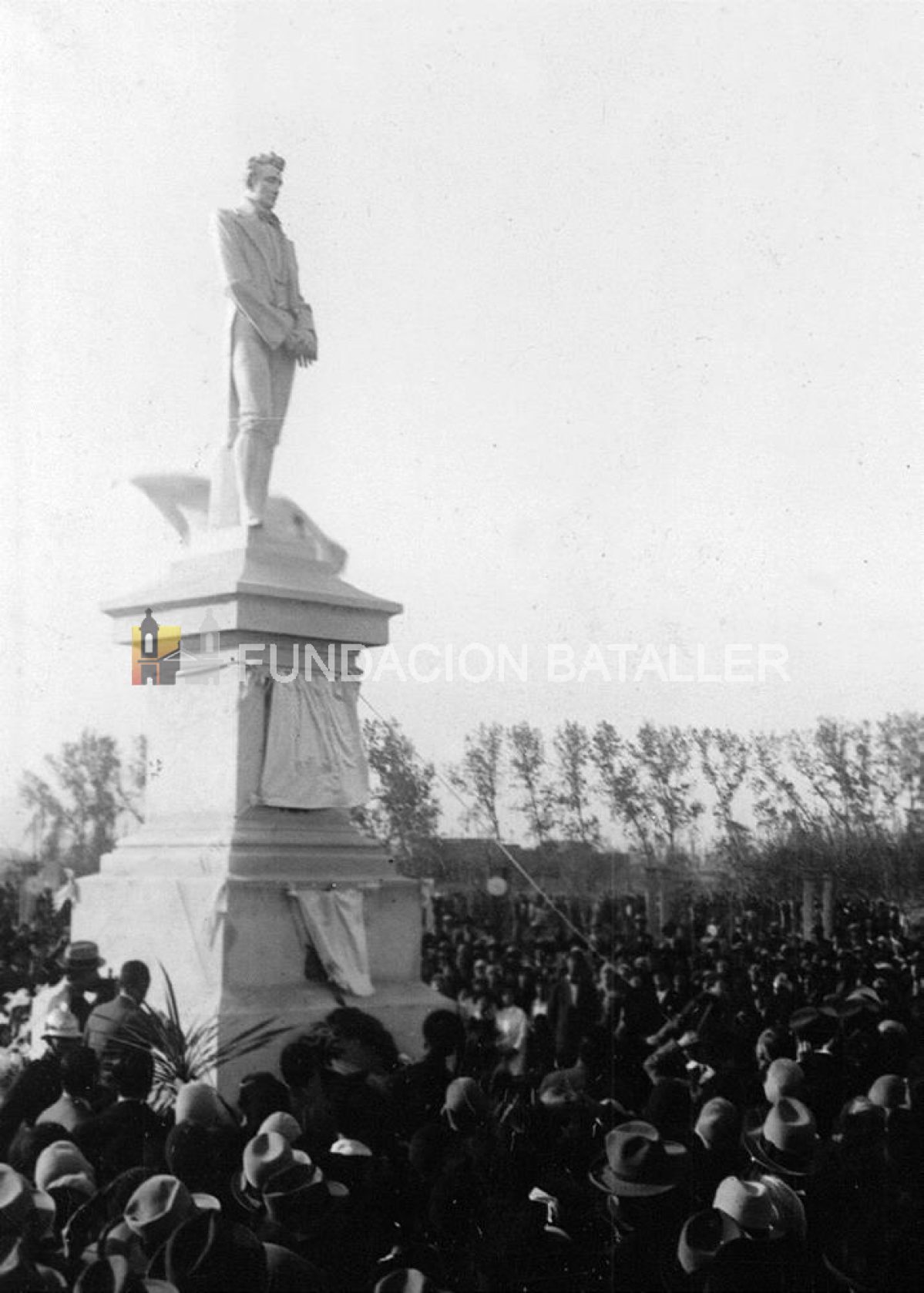 En 1904 se inauguró la estatua de Laprida