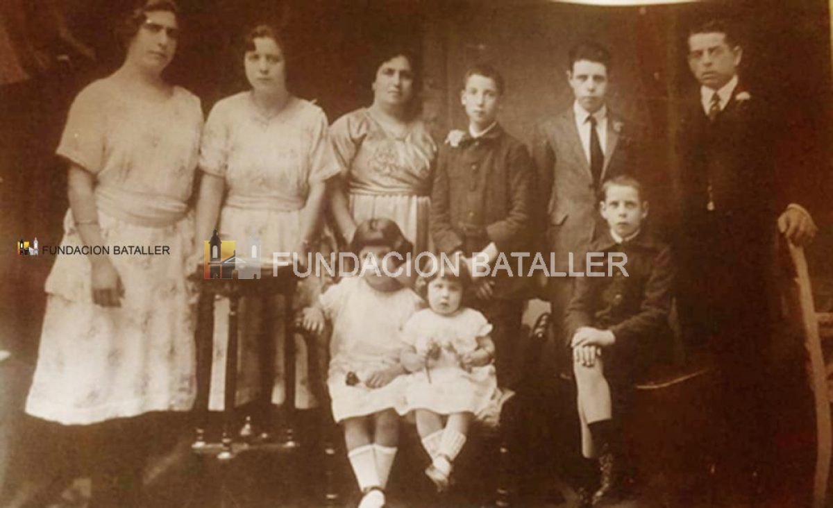 Mercado: una familia de inmigrantes que creó una radio y vendió gran parte de los antiguos Citroen