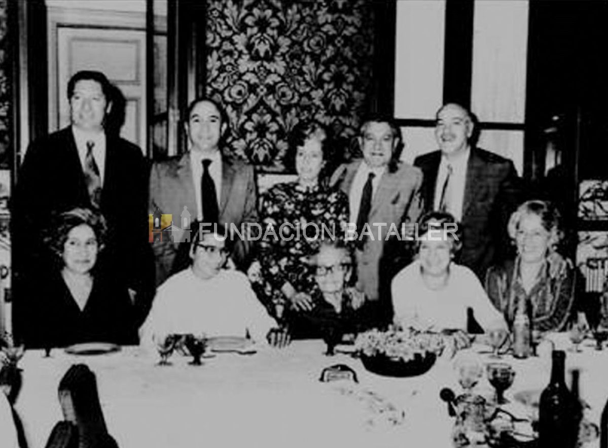 Pósleman. Familia de educadores