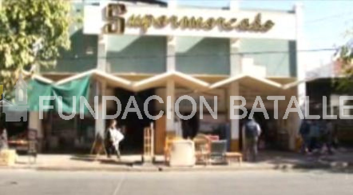 28 de enero. En 1961 se coloca la piedra basal del primer supermercado