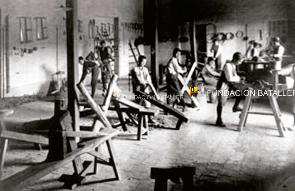 9 de Diciembre. Se crea la Escuela de Minas de San Juan