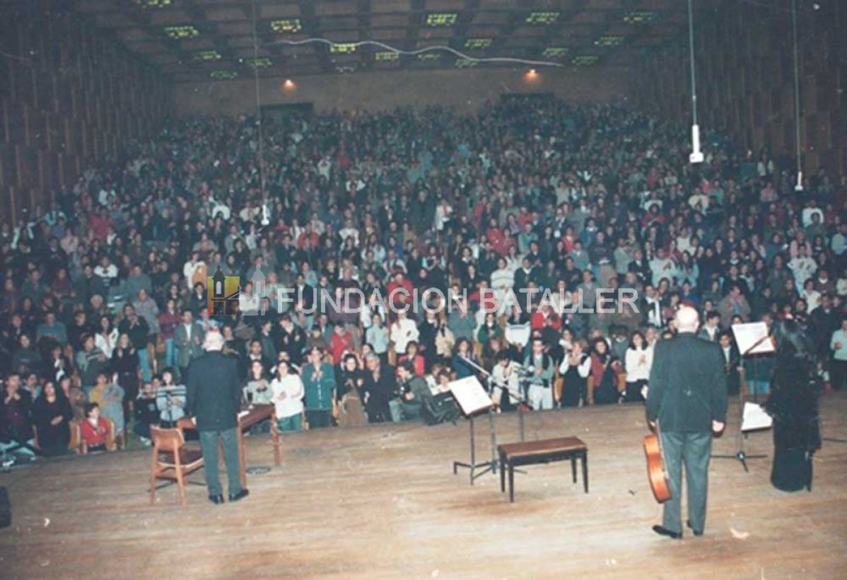 Sábato y Eduardo Falú, en un auditorio colmado para escuchar Romance de la muerte de Juan Lavalle