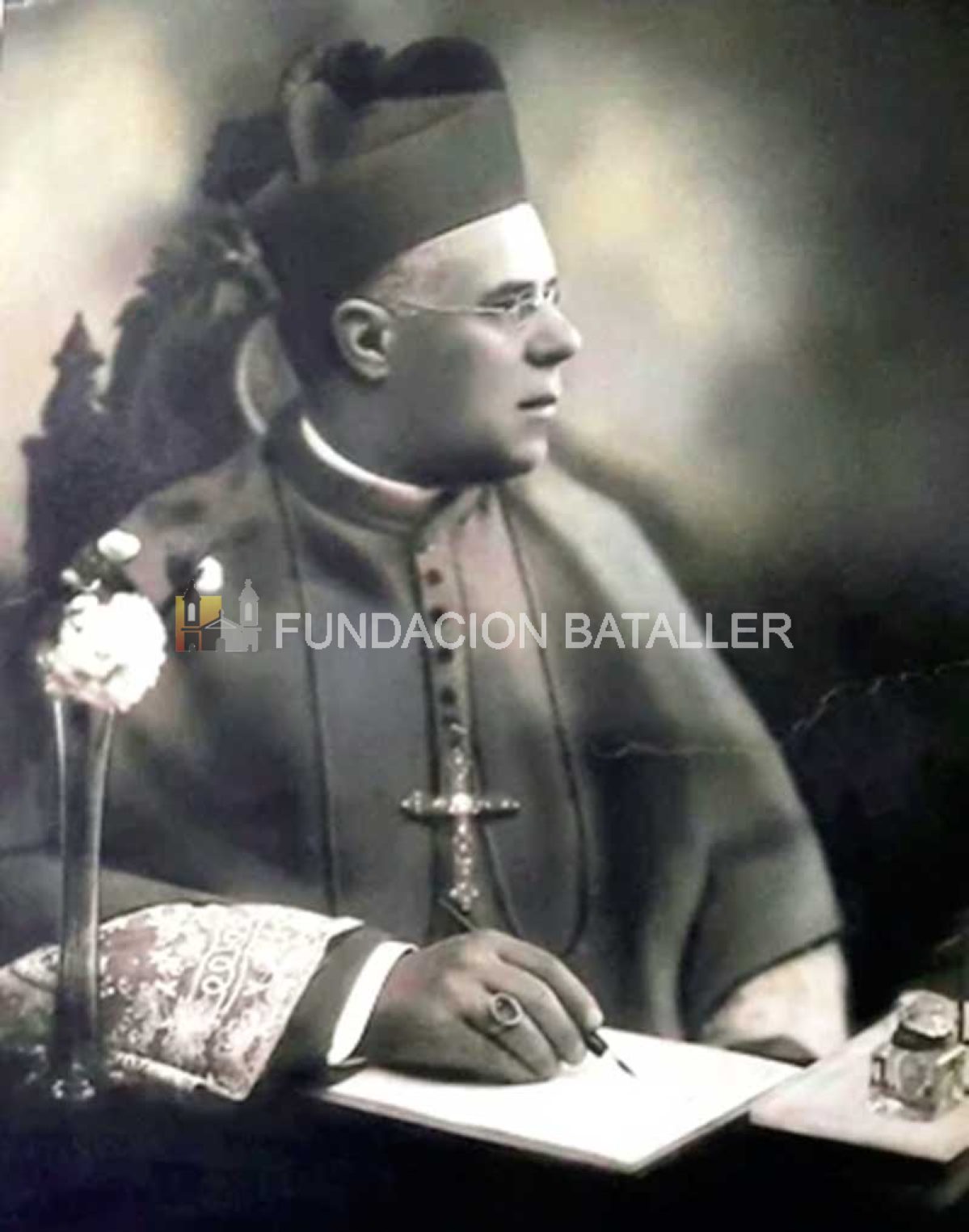 14 de abril. en 1912 Orzali asume como arzobispo en San Juan