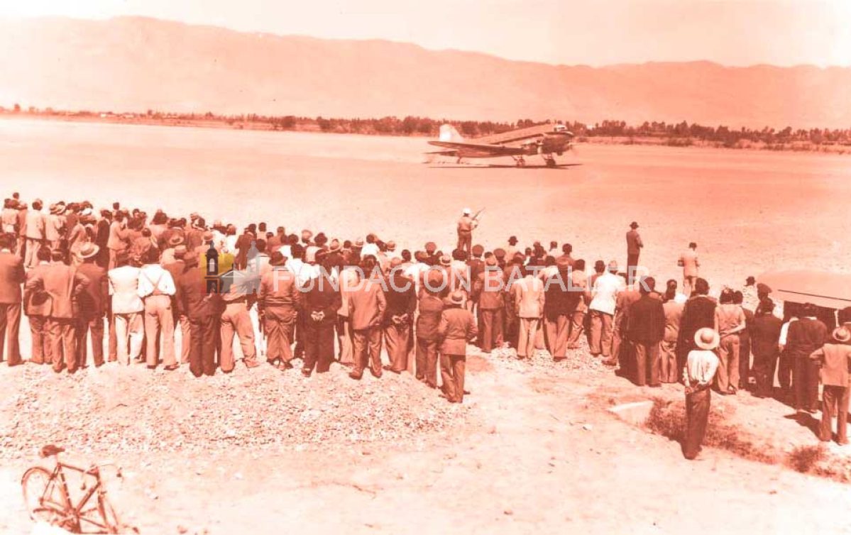 El primer Douglas que aterrizó en Pocito