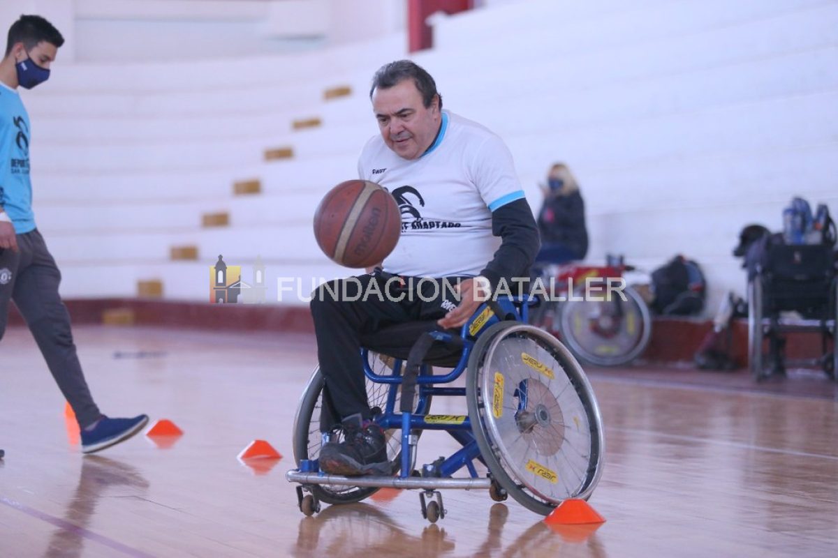 Raúl Oro, jugador de básquet adaptado