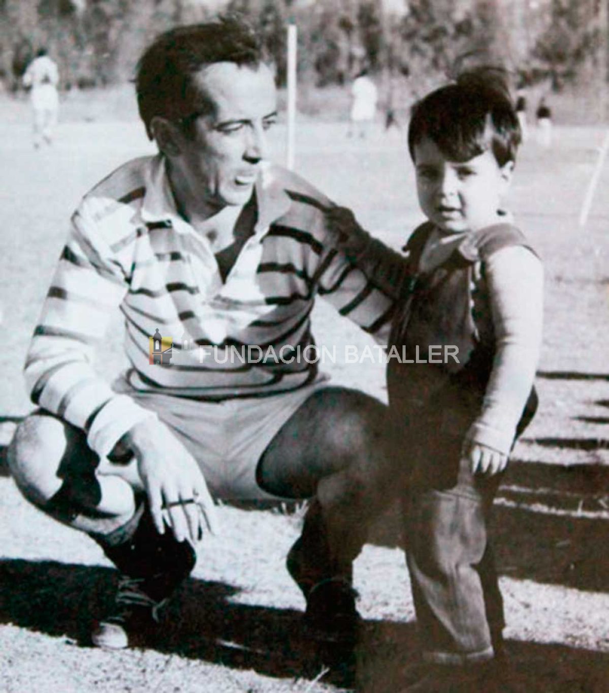 El jugador de rugby y su hijo