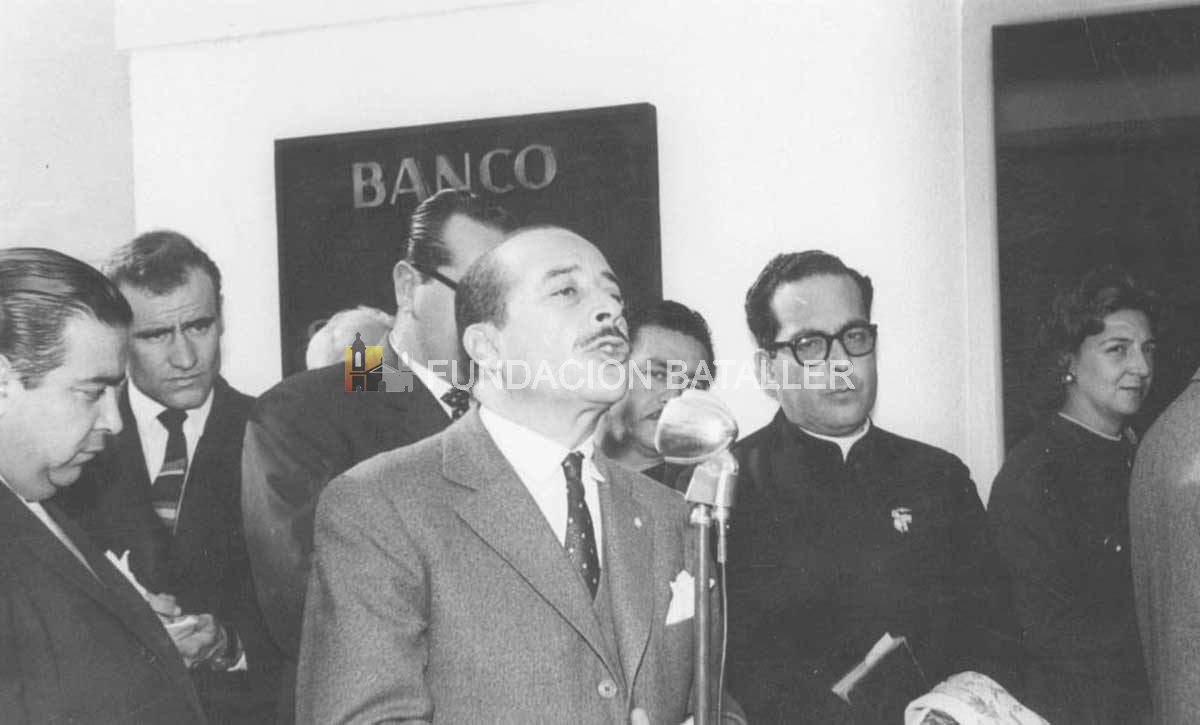Cuando se inauguró el edificio del Banco San Juan