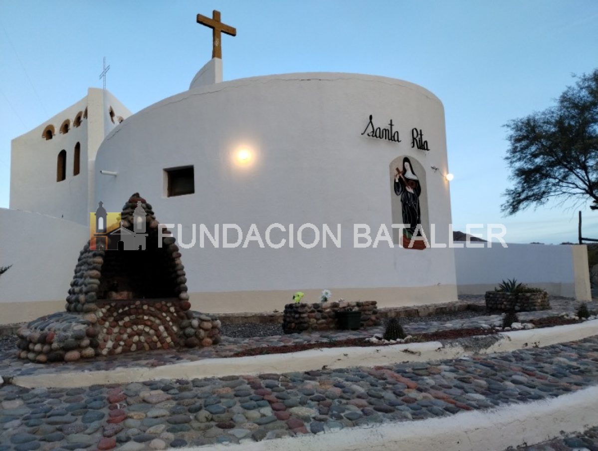 Capilla de Santa Rita en La Falda, Jáchal: historia y diseño en forma de espiral