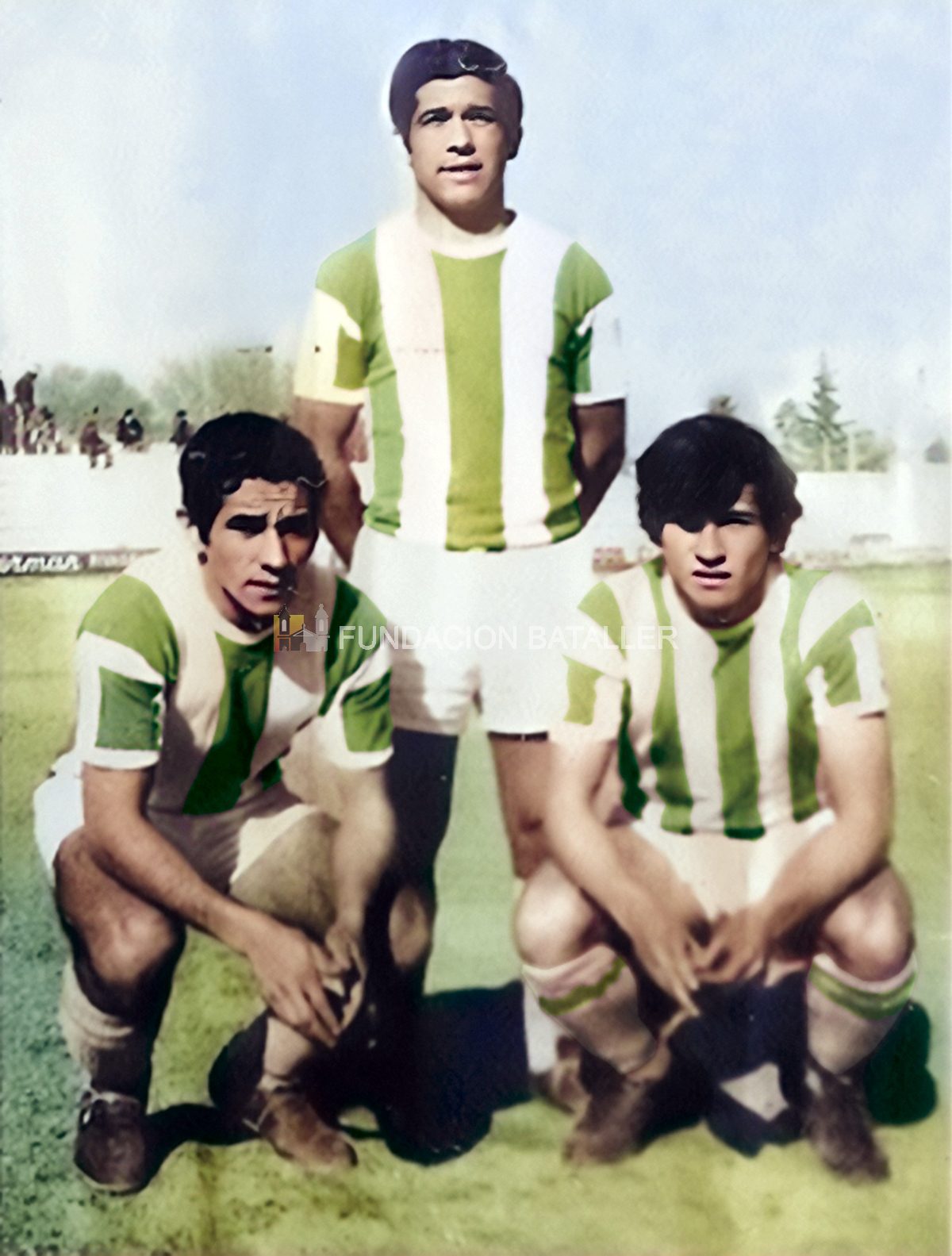 Tres hermanos en primera