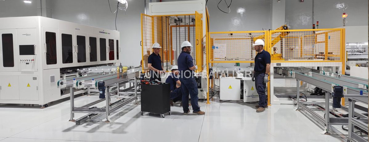 Fábrica de paneles solares en San Juan