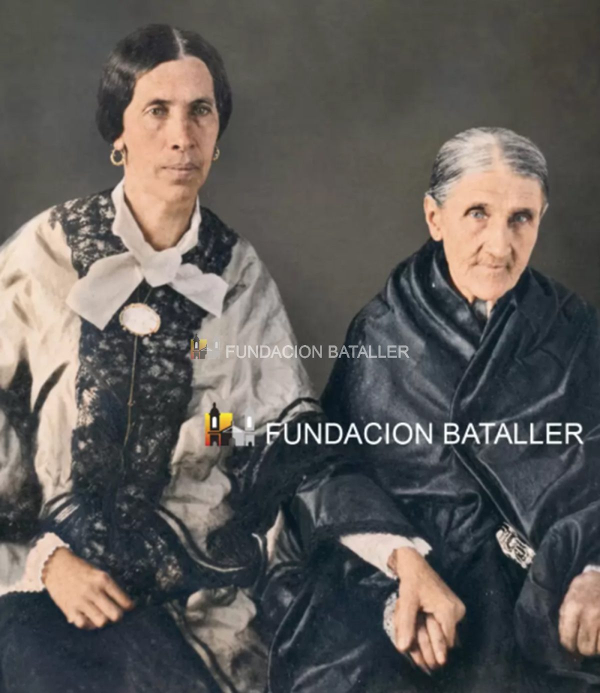Paula Albarracín de Sarmiento y su hija Procesa