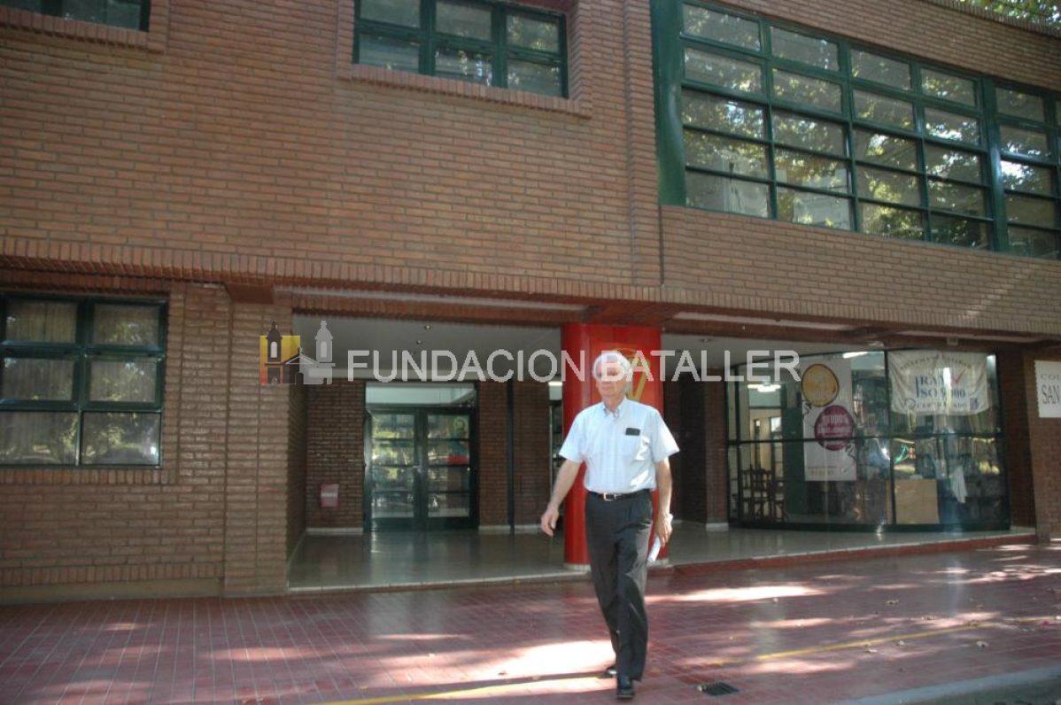 12 de Marzo. Se crea el Colegio San Pablo