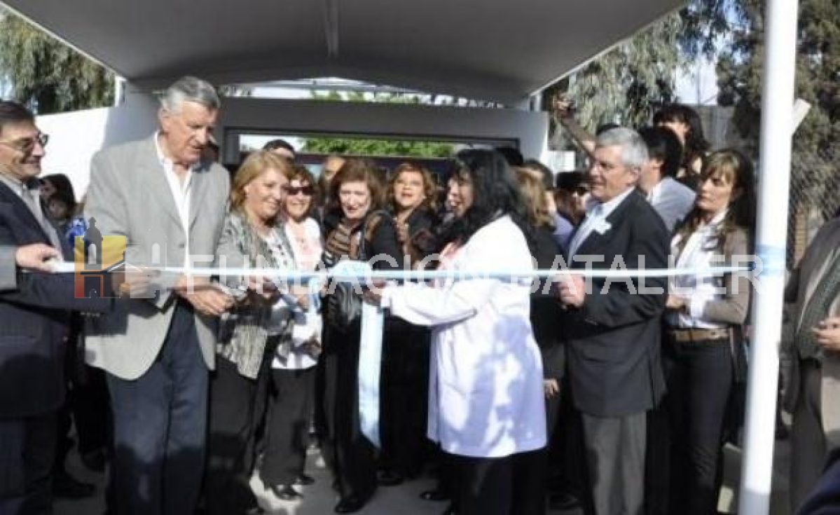 Gioja inauguró escuelas en el acto de inicio del ciclo lectivo