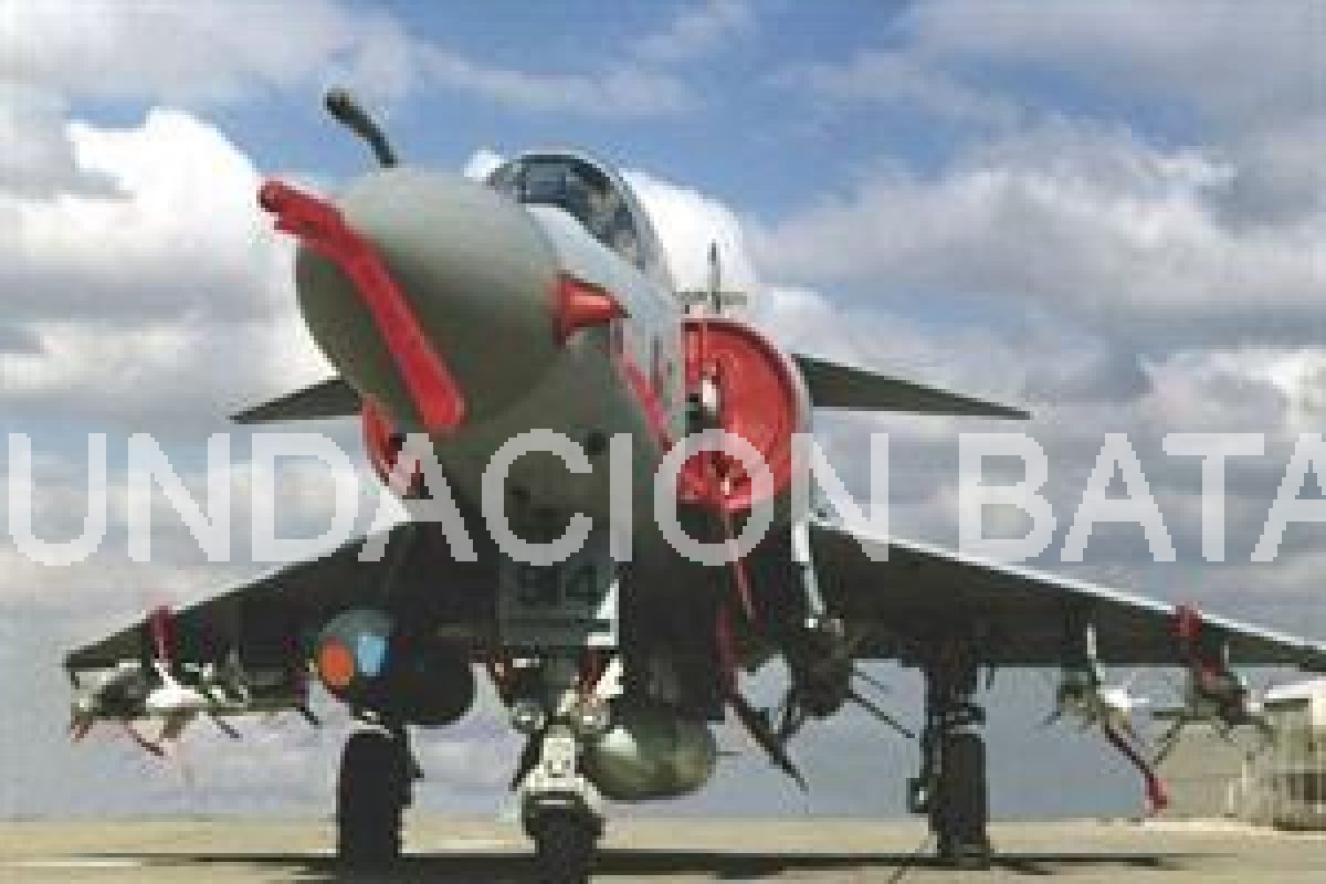 Avanzan las negociaciones con Israel para la compra de aviones de combate