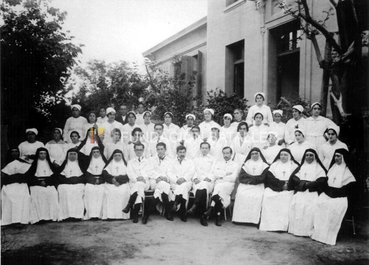 Los Primeros Hospitales