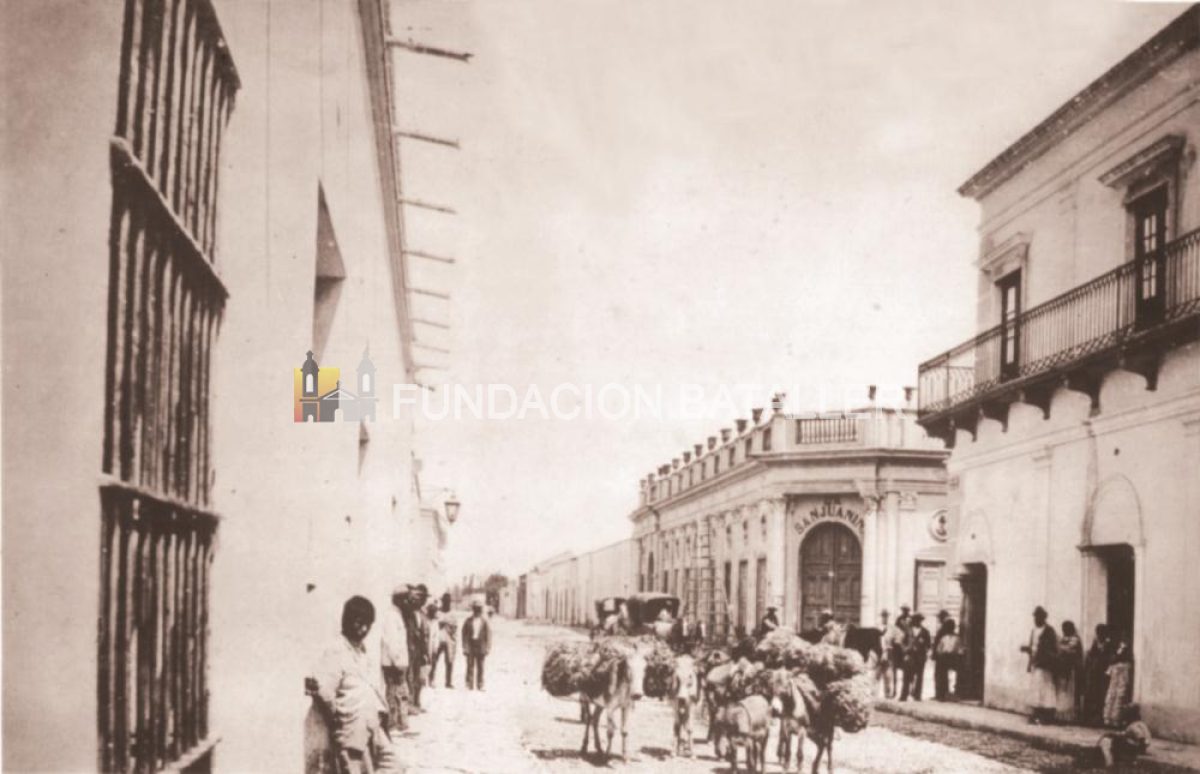 La Ciudad y sus etapas