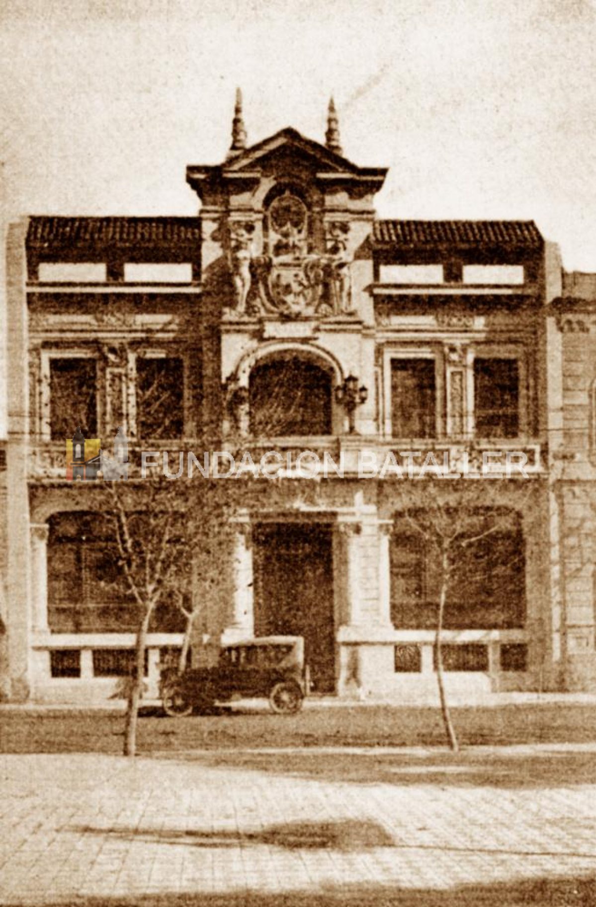 La ornamentación de la antigua Casa España