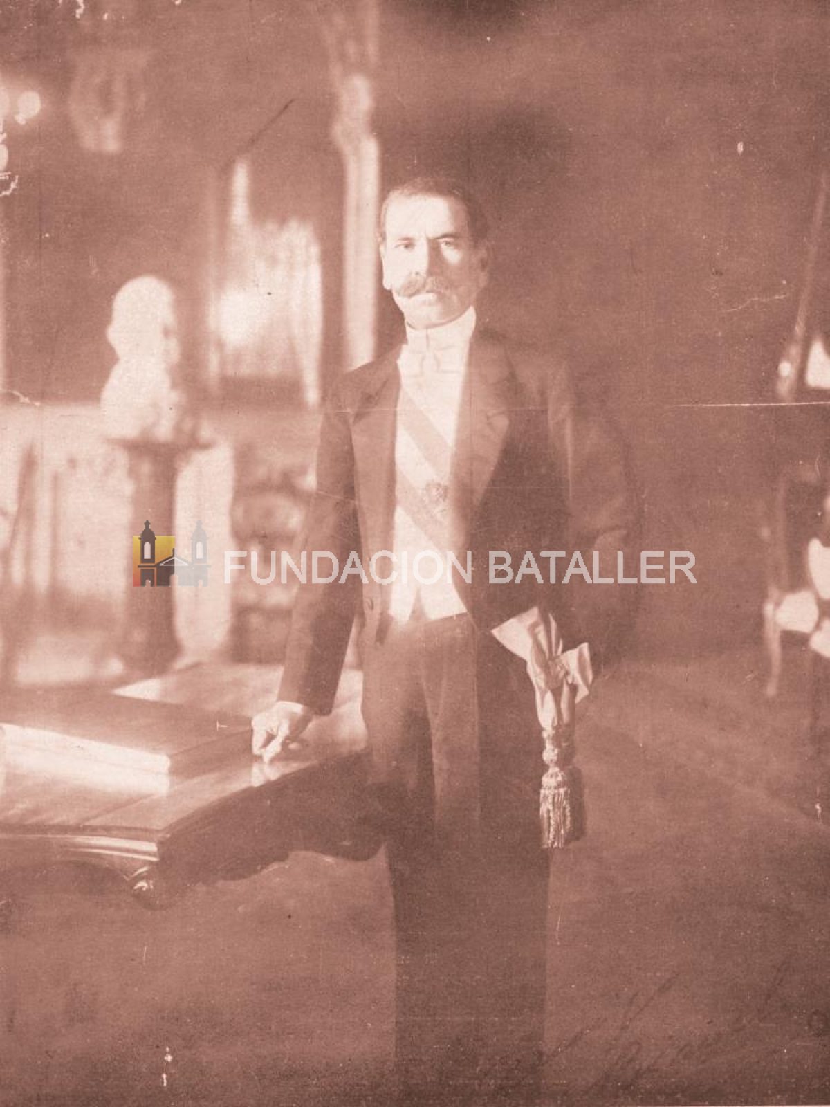 Amable Jones: el mandatario que más solo estuvo
