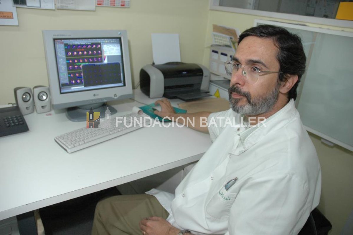 Gustavo Alcalá: ¿Y si el ministro de Salud fuese un sociólogo?