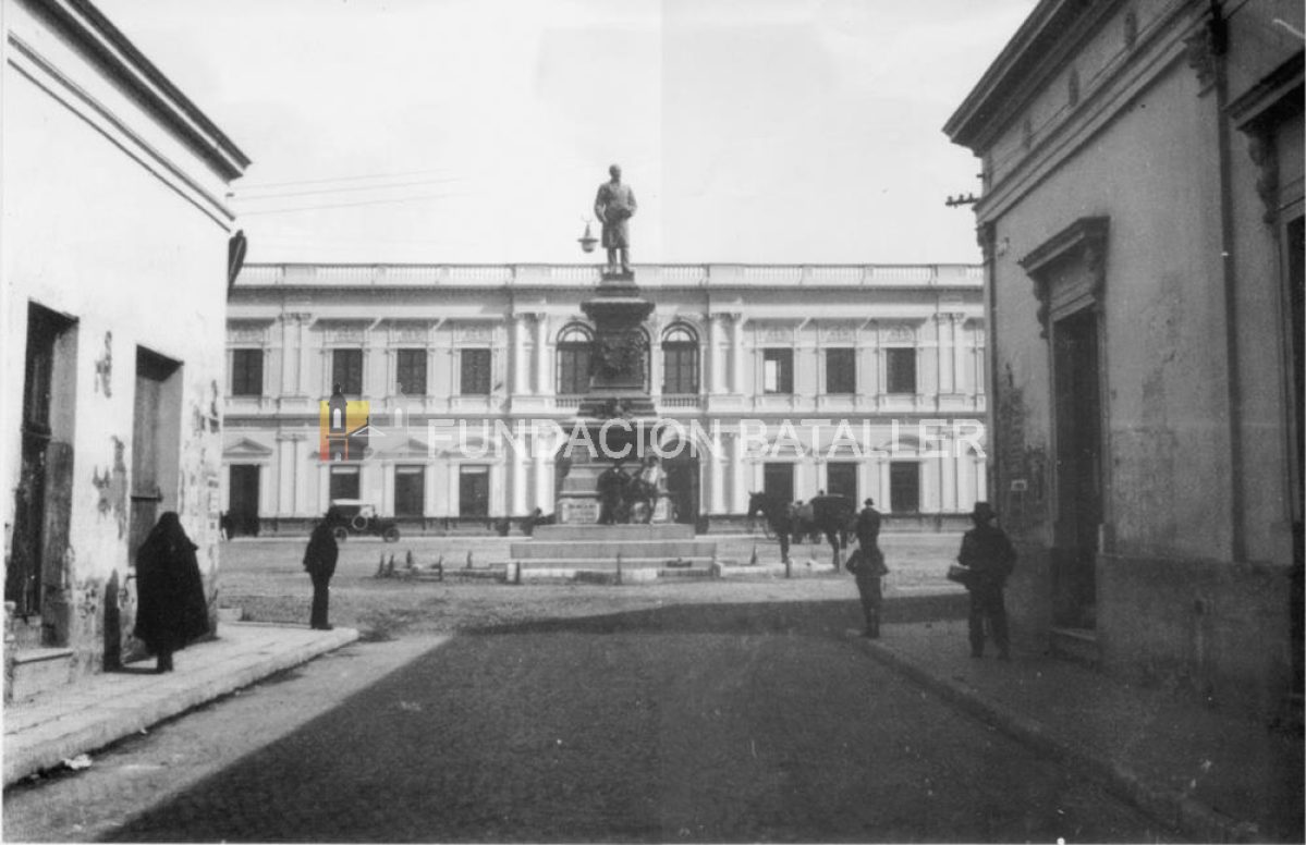 Cuando la política entró a la estación