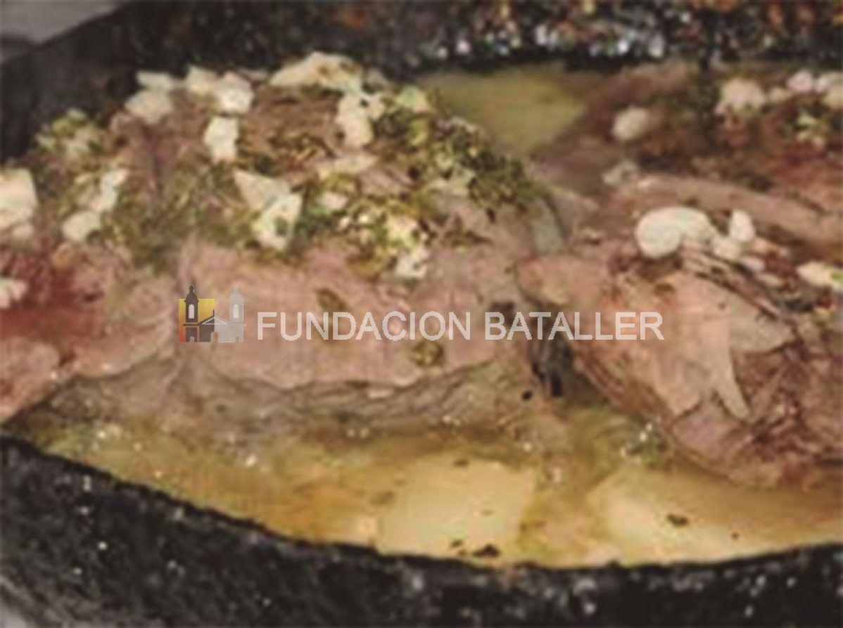 Bife al ajo en disco o sartén   Por: Carlos Lorenzo