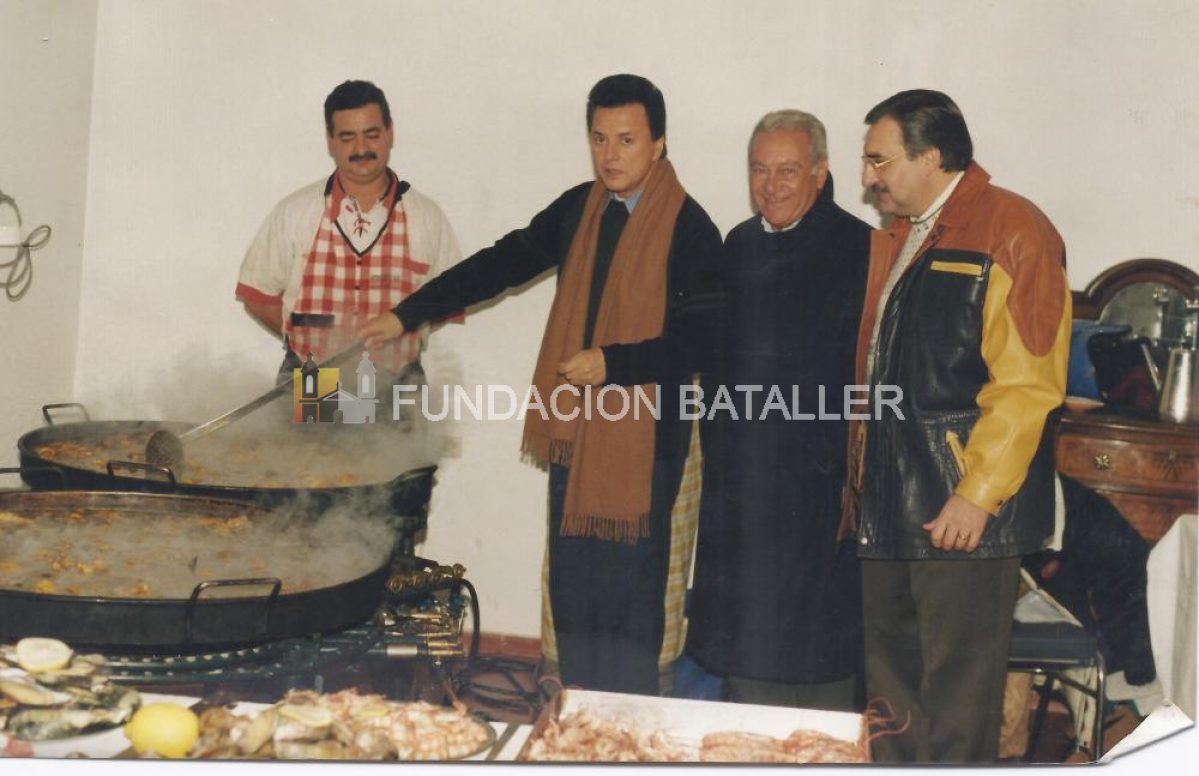 9 de julio Inauguró el restaurante Oviedo y Gómez